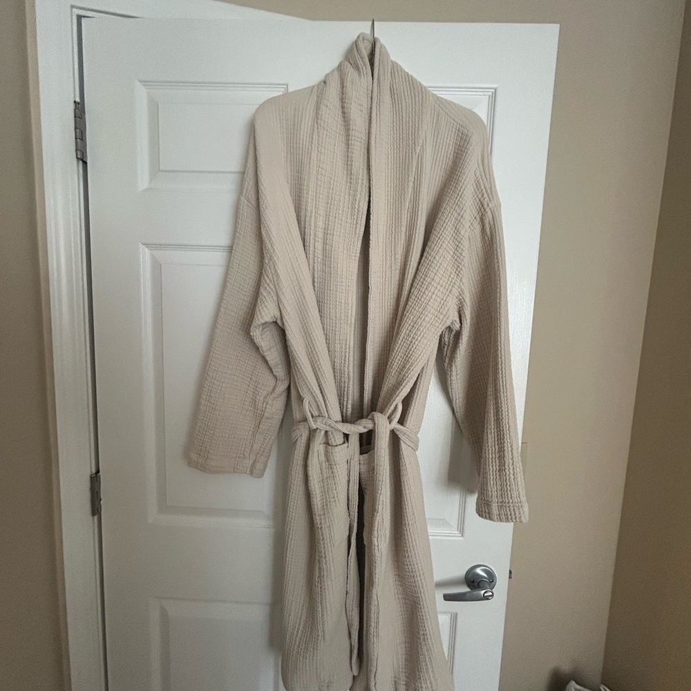 Riley home four layer robe tan xl Muslin linen